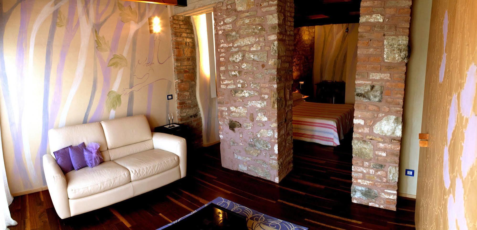 Dimora Le Nove Fate Hotell Bergamo Eksteriør bilde